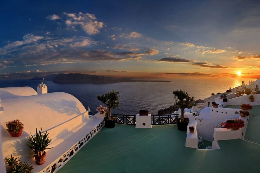 Santorini's Accommodations